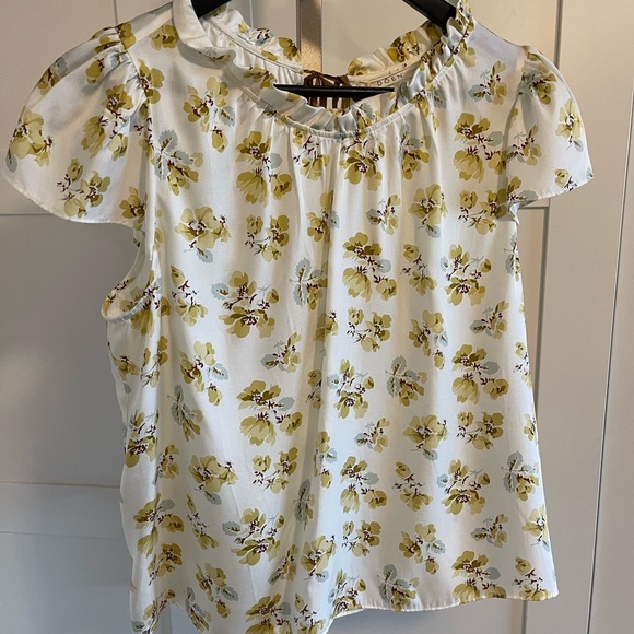 NWT: Doen Gold Frolicking Floral Silk Blend Blouse Size M - Picture 3 of 11